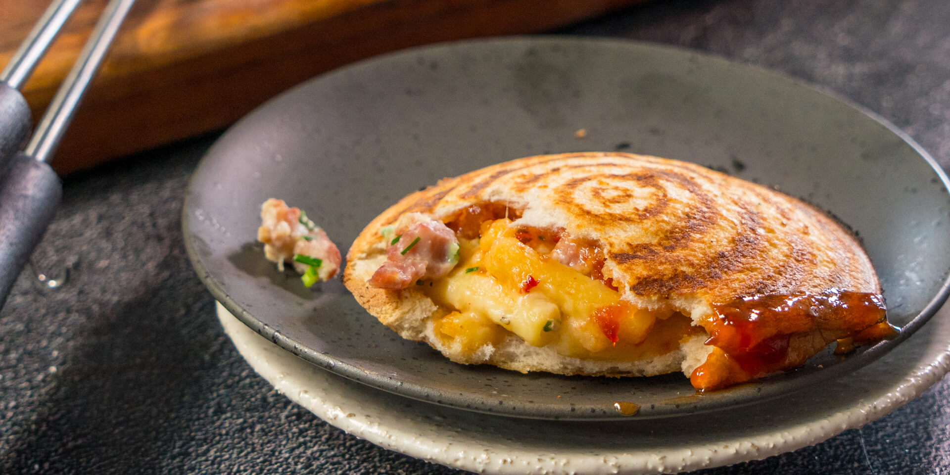 Mac & Cheese Jaffle