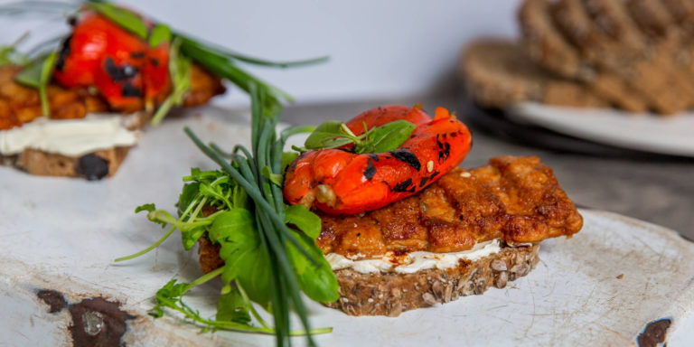 Open Chicken Braai Burger Sarmie with Roasted Red Pepper and Cottage Cheese